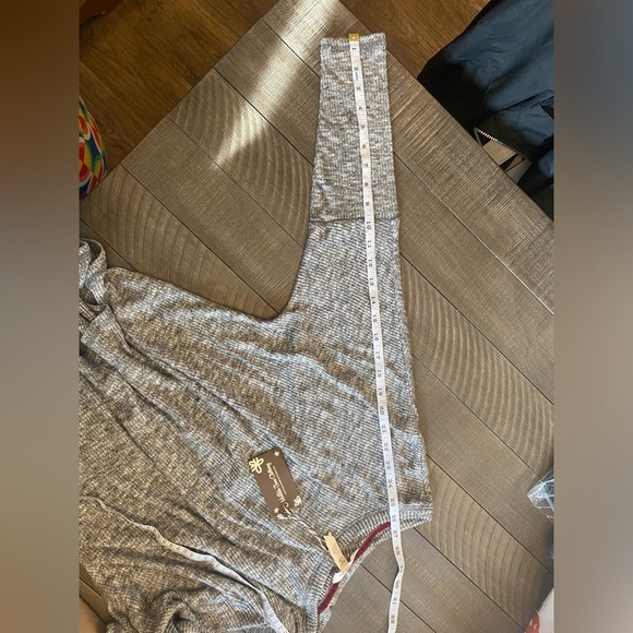 Matilda Jane Kayla drape split back long sleeve top - Picture 7 of 7